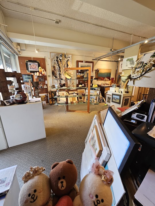 Cedar Street Galleries