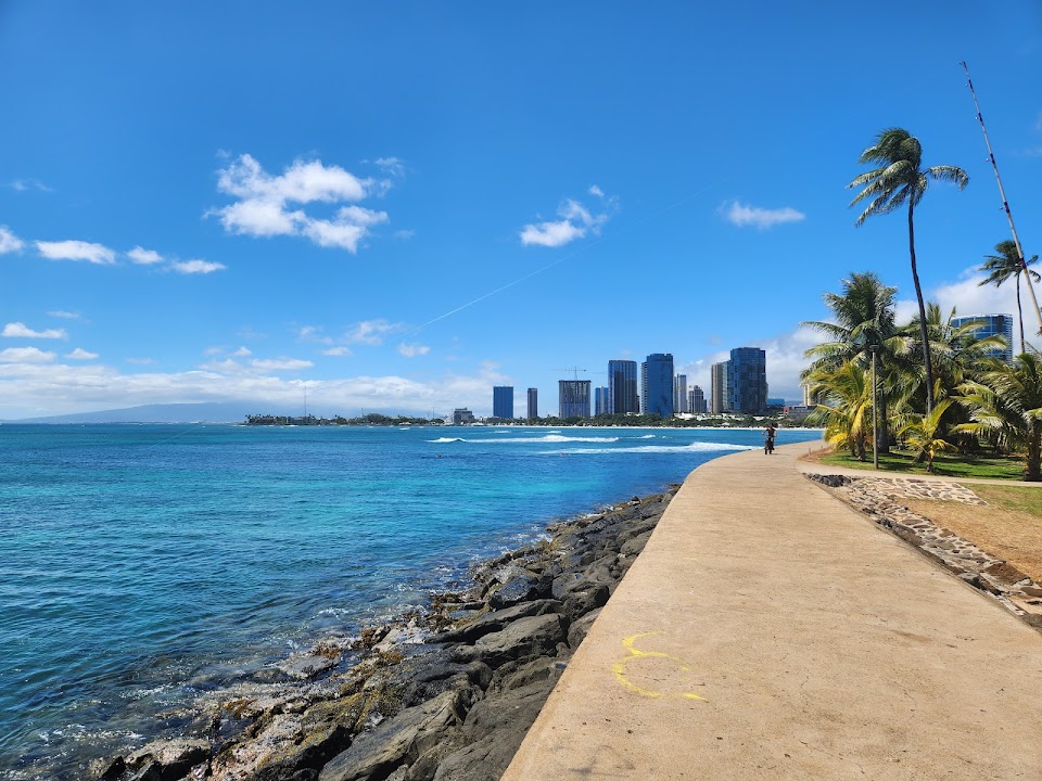 Waikiki Beach Magic island Viewpoint