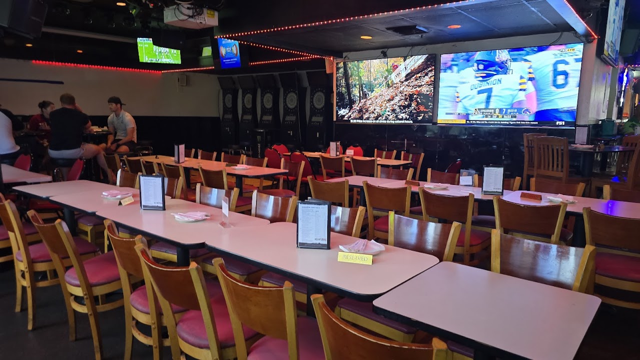 Chez Sports Bar & Grill