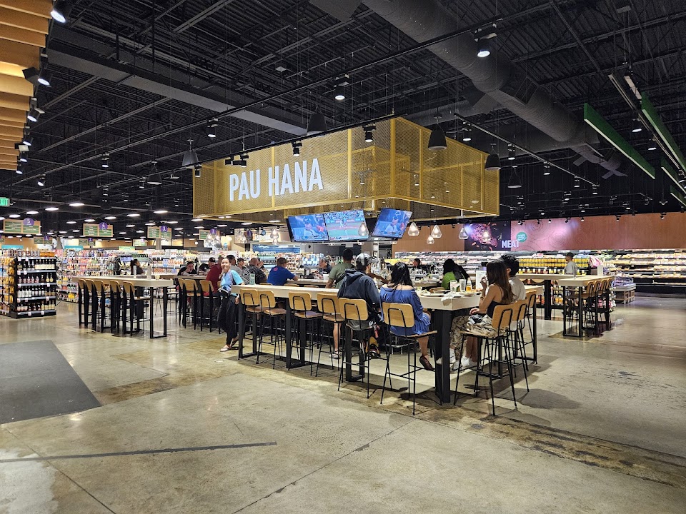 Pau Hana Bar