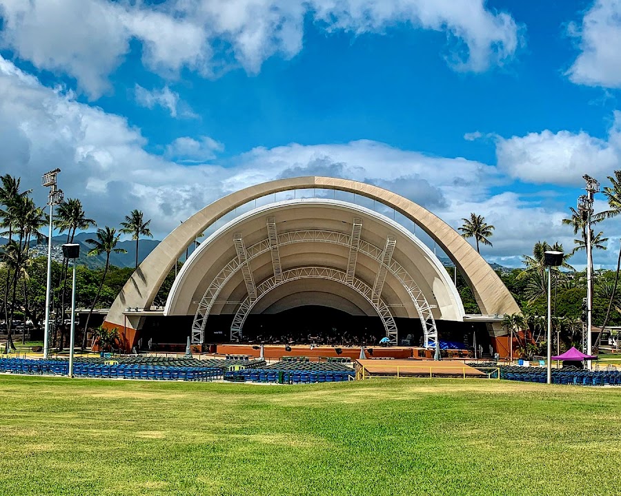 Tom Moffatt Waikiki Shell