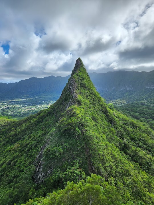 Olomana Second Peak (Pākuʻi)