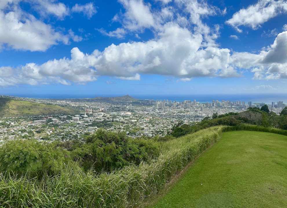 Puʻu ʻUalakaʻa State Wayside